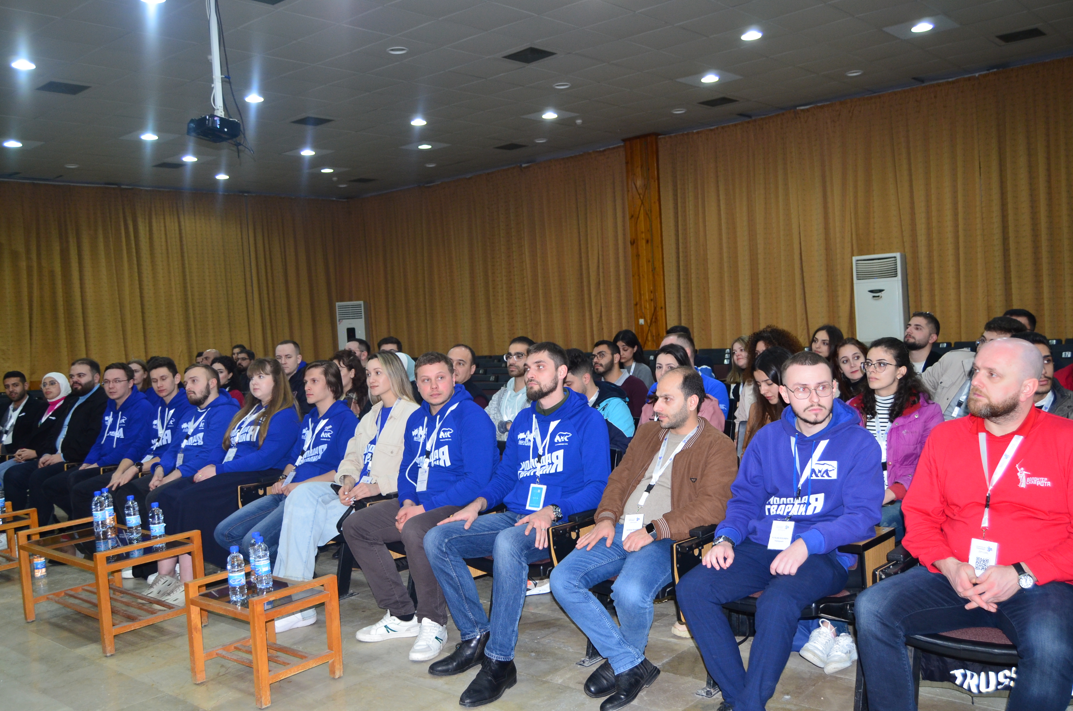 ملتقى الشباب السوري الروسي يزور جامعة تشرين ويلتقي رئيس الجامعة 