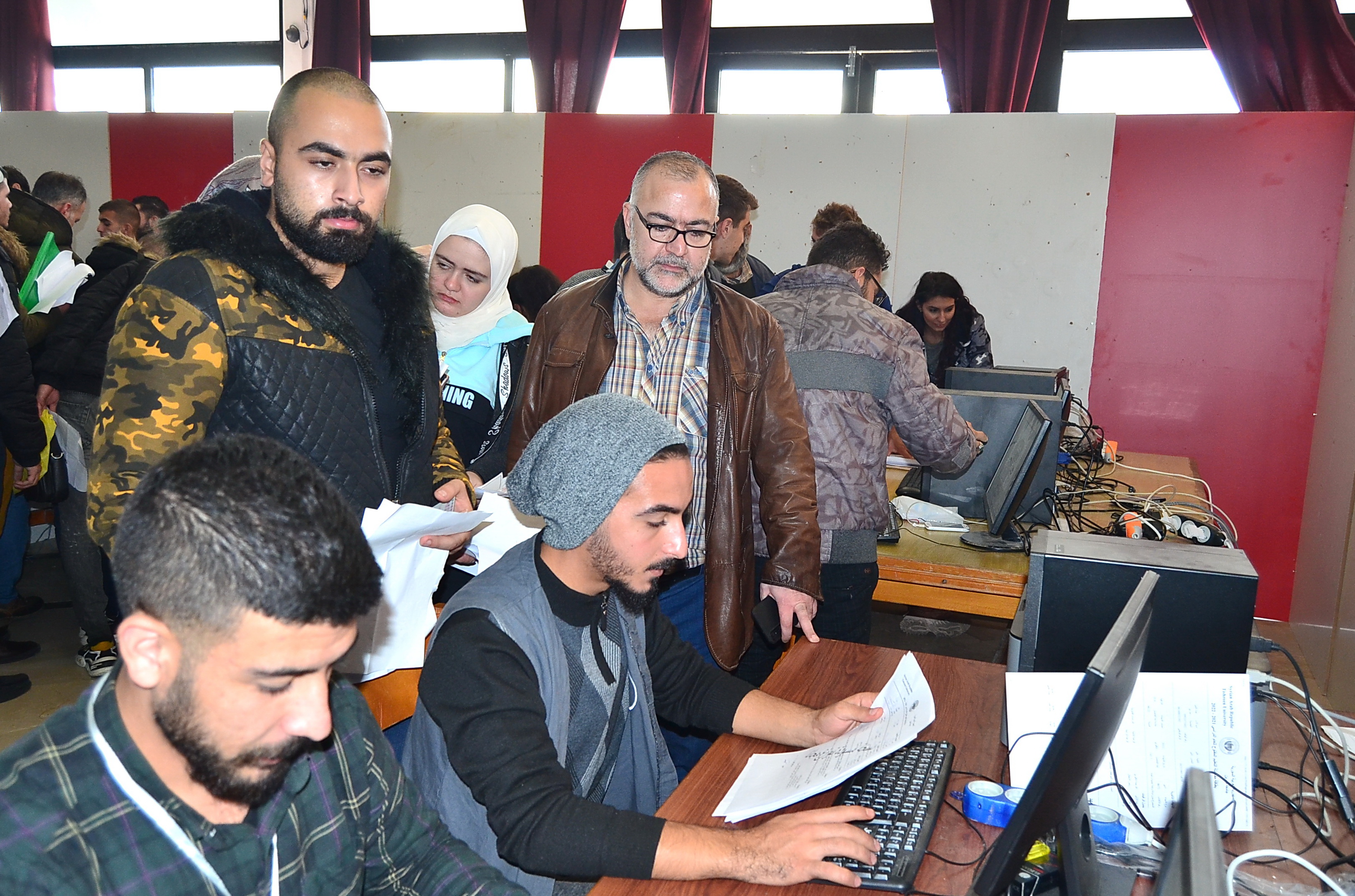 انتهاء عمليةالتقدم إلى مفاضلة التعليم المفتوح والمتقدمون حوالي 6000طالباً وطالبةً  