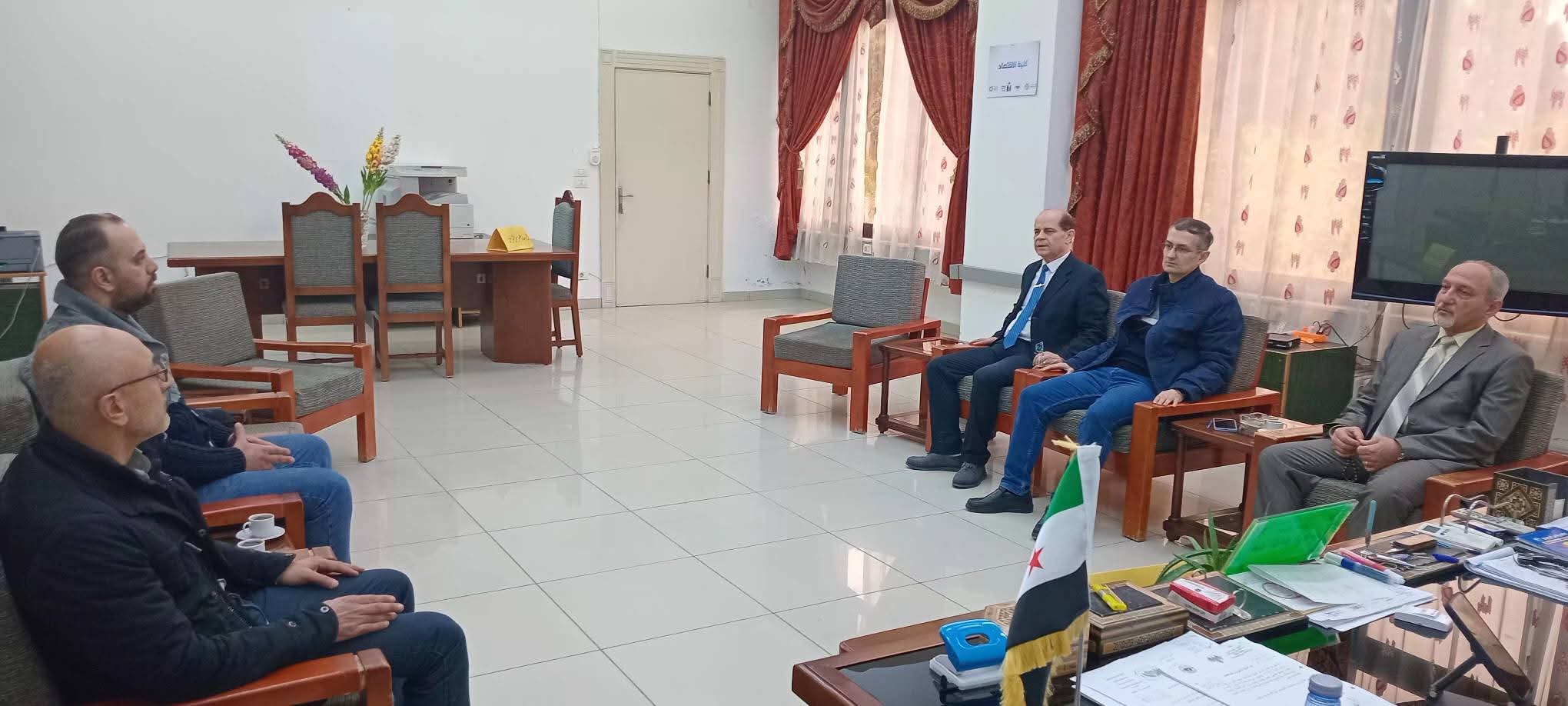 لقاء عميد كلية الاقتصاد ونوابه مع مدير فرع المؤسسة العامة للتأمين في كلية الاقتصاد - جامعة اللاذقية