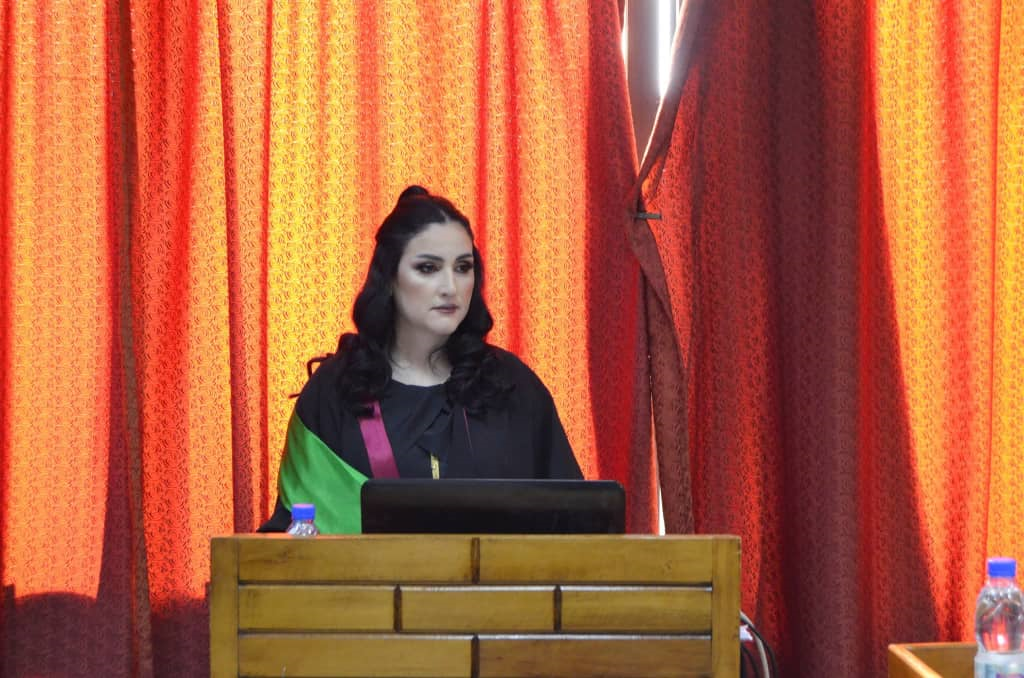 المناقشة العلنية لأطروحة الدكتوراة في كلية الاقتصاد -قسم إدارة الاعمال- بجامعة اللاذقية للباحثة نسرين سكيف