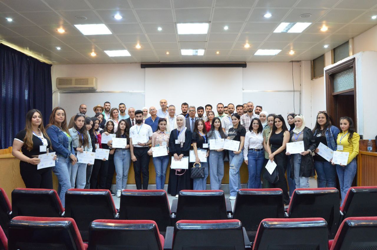 اختتام دورة "مهارات النشر العالمي.. من بناء المخطوط إلى المجلات الرصينة" في جامعة اللاذقية