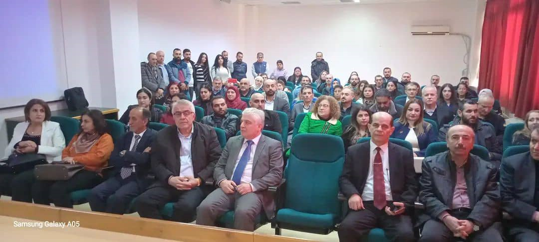 إلقاء محاضرة في كلية الاقتصاد بعنوان: سورية بعد التحرير بتاريخ 4-12-2025