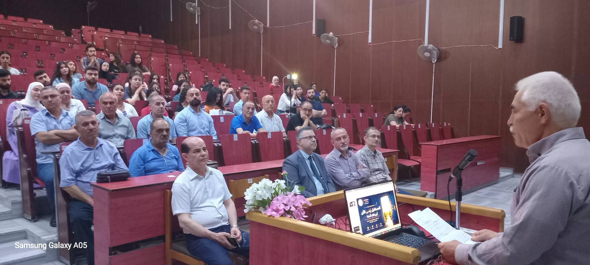 ورشة تدريبية في كلية الاقتصاد بجامعة اللاذقية حول التخطيط للمستقبل وتطوير المهارات