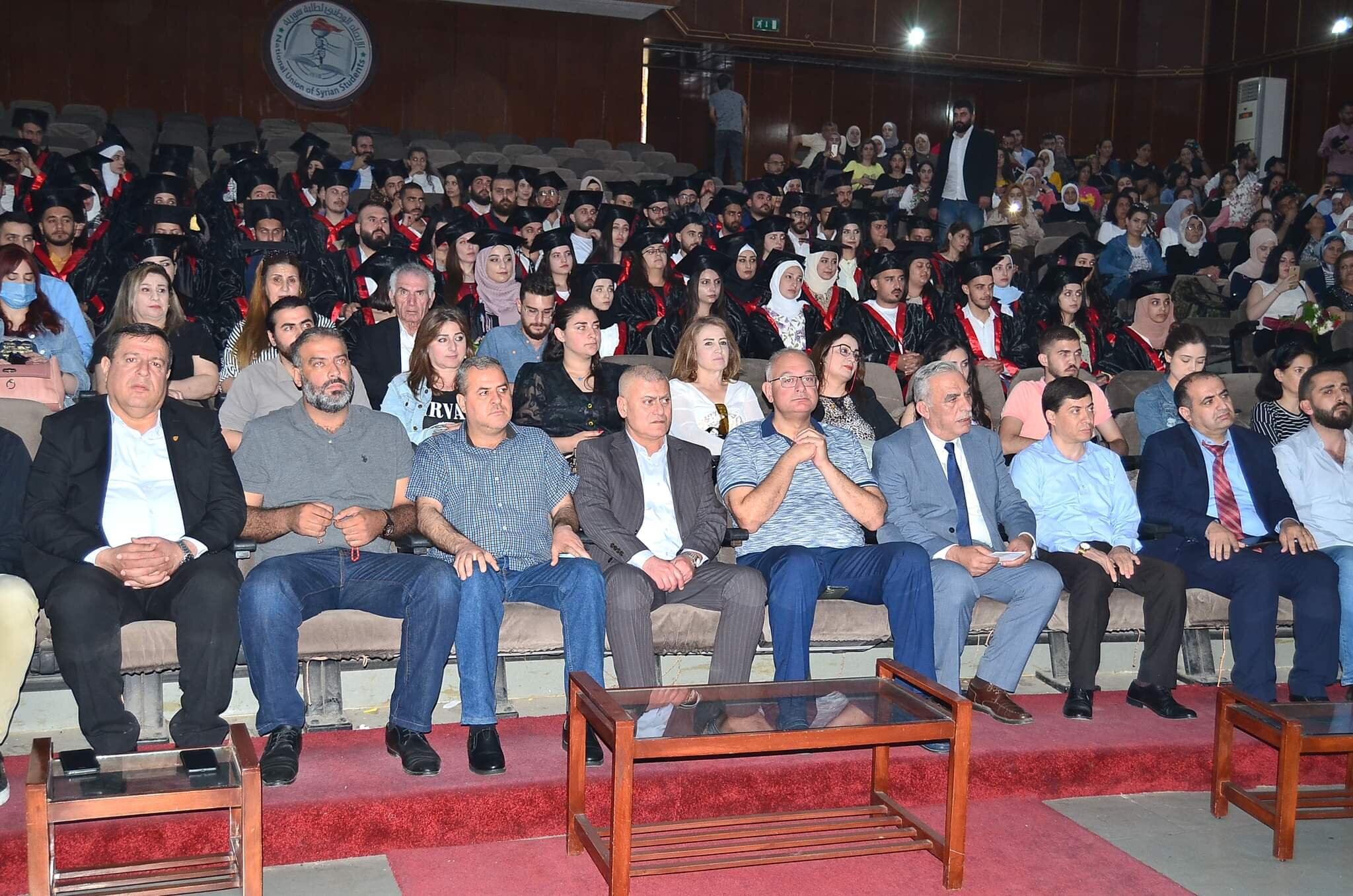 جامعة تشرين تحتفل بتخريج ١٥٨ طالبا و طالبة من كلية الحقوق