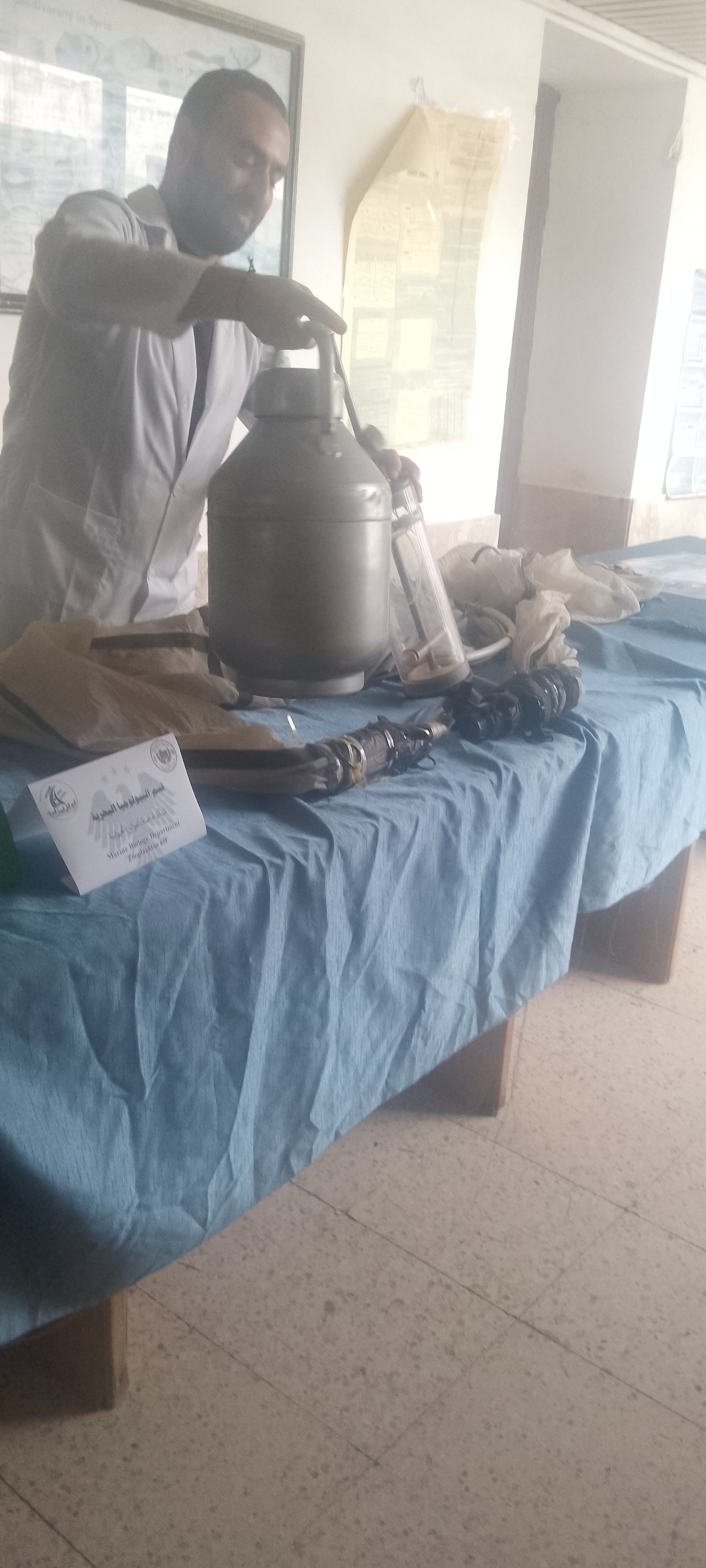 مقتطفات من معرض البيئة البحرية الذي اقيم في المعهد العالي للبحوث البحرية بمناسبة ذكرى يوم التحرير والثورة