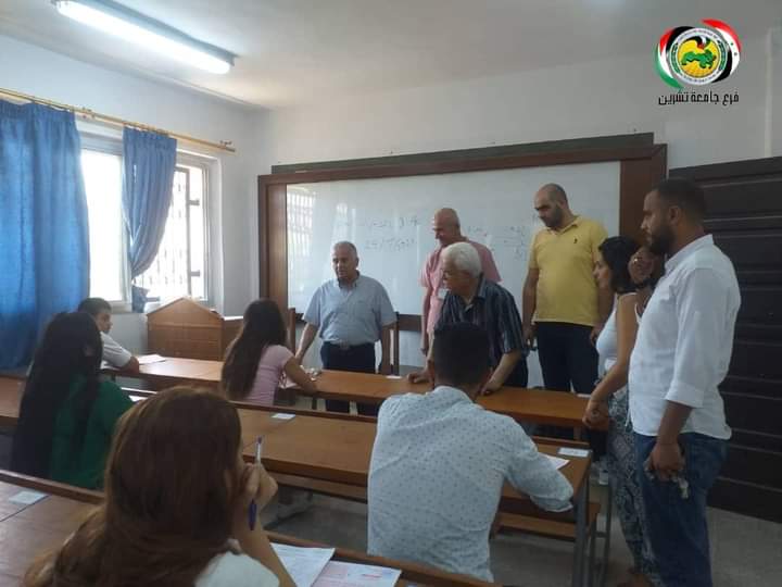 جولة الرفيق الدكتور علي نيصافي أمين الشعبة الحزبية الأولى مع عميد الكلية التطبيقية الدكتور جمال خليفة