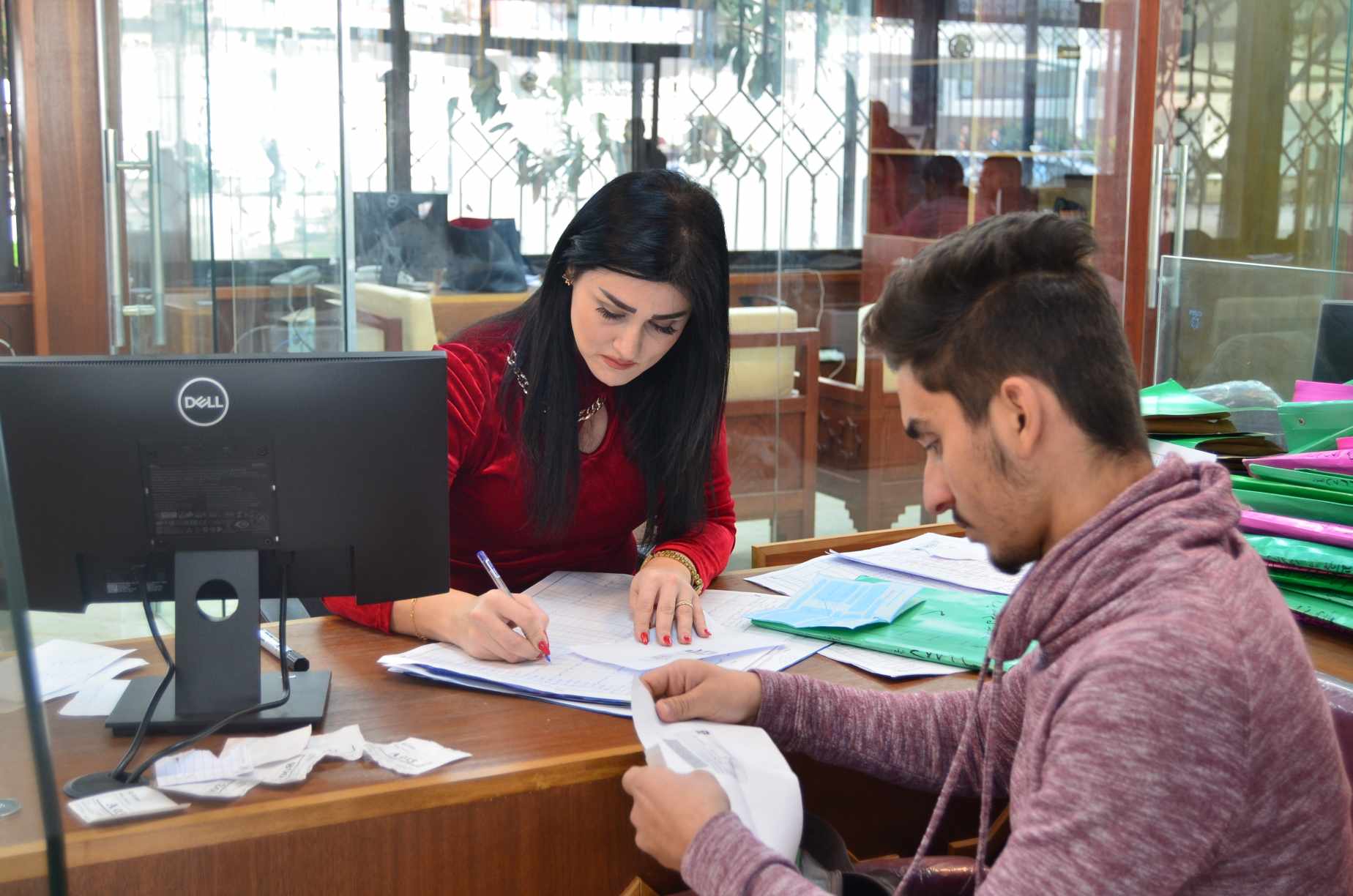 مركز خدمة المواطن ( الطالب ) في كلية الآداب والعلوم الانسانية في جامعة تشرين يبدأ بتقديم خدماته الكترونيا