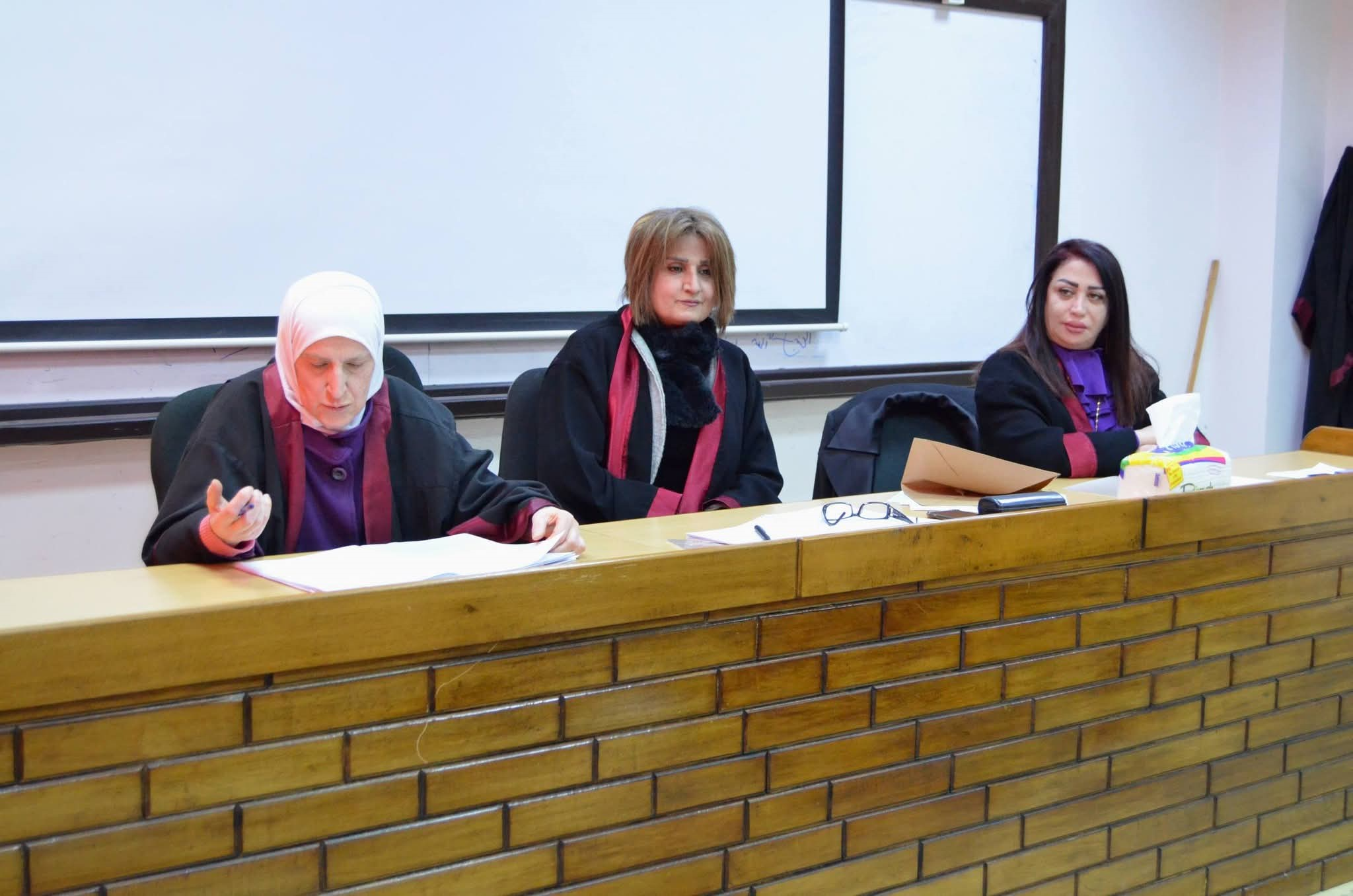 مناقشة علنية لرسالة الماجستير للباحثة مايا نصير في قسم الإحصاء والبرمجة