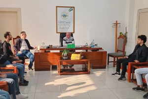 استقبال عميد كلية الاقتصاد الفريق التطوعي الطلابي بكلية الاقتصاد