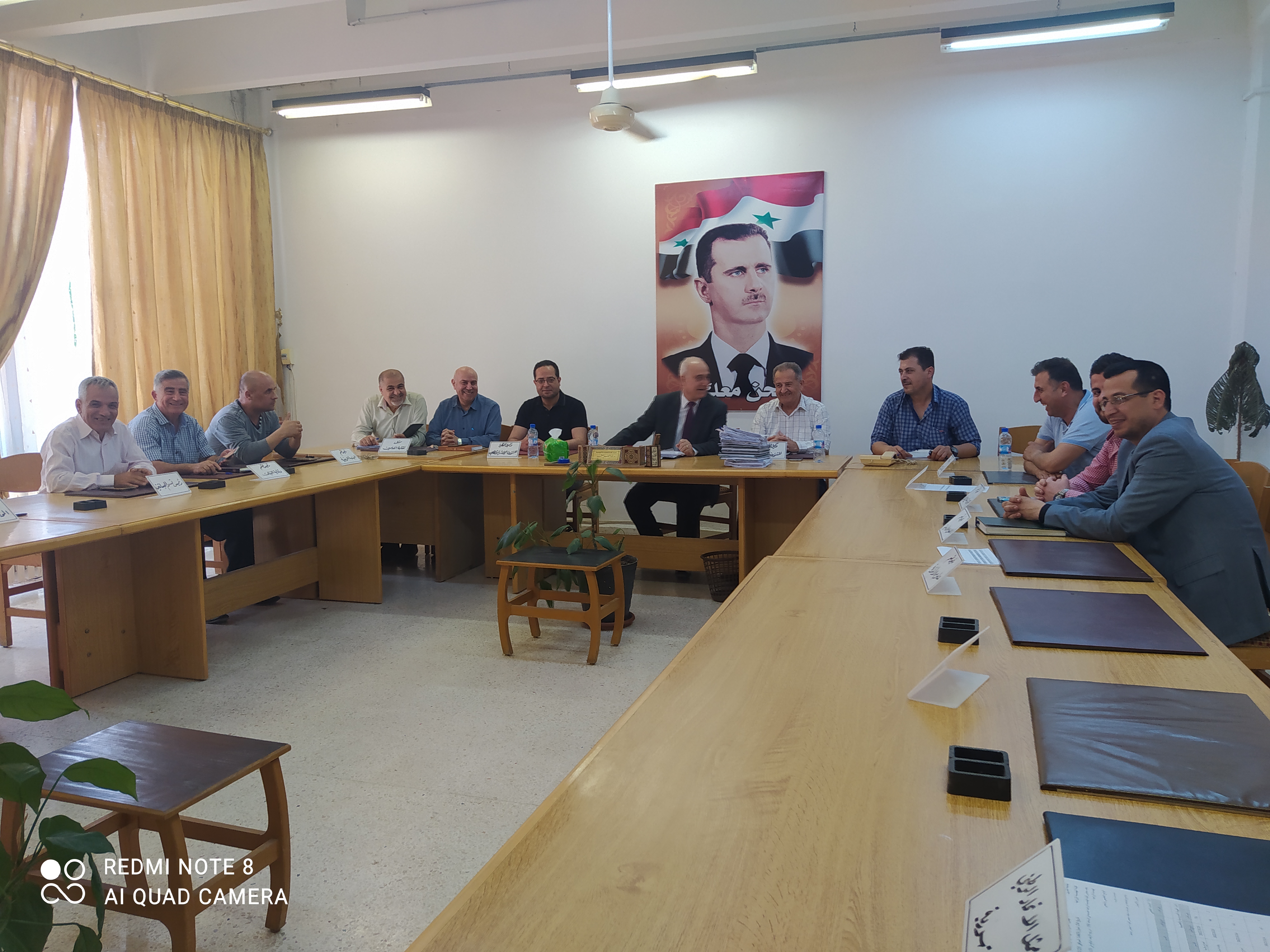 اجتماع الاستاذ الدكتور ابراهيم حمدان صقر عميد الكلية مع الدكتور ياسين العلي مدير شركة رعايتي  والسادة المعنيين  حول مذكرة التفاهم الموقعة بين شركة رعايتي وجامعة تشرين ،