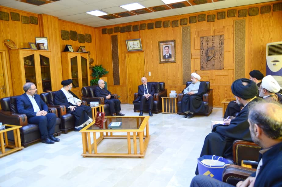 رئيس جامعة تشرين يستقبل رئيس جامعة المصطفى الايرانية