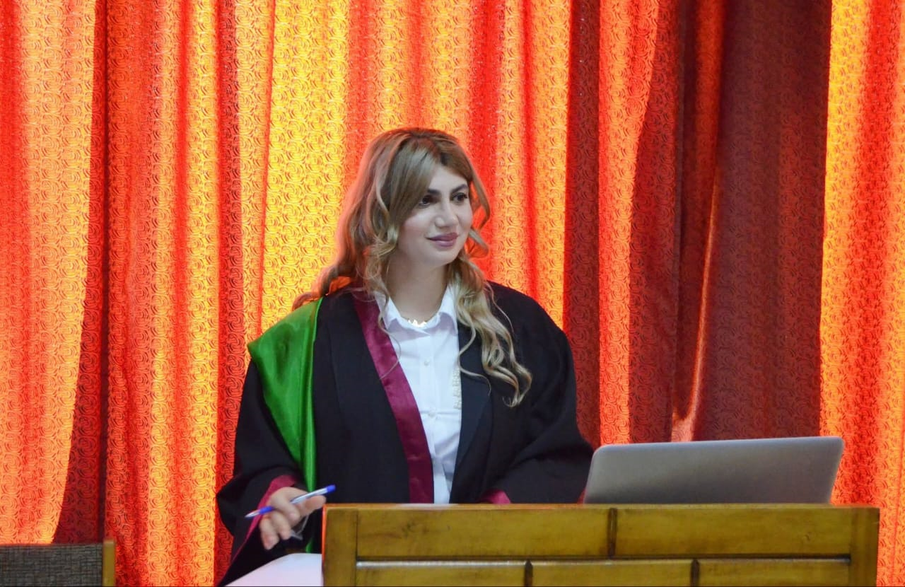 منح درجة الدكتوراه للباحثة رنيم دباشي في قسم إدارة الأعمال