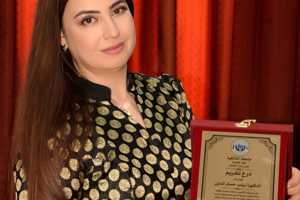 مناقشة علنية لأطروحة الدكتوراه للباحثة زينب حسام الدين في قسم إدارة الأعمال اختصاص تسويق