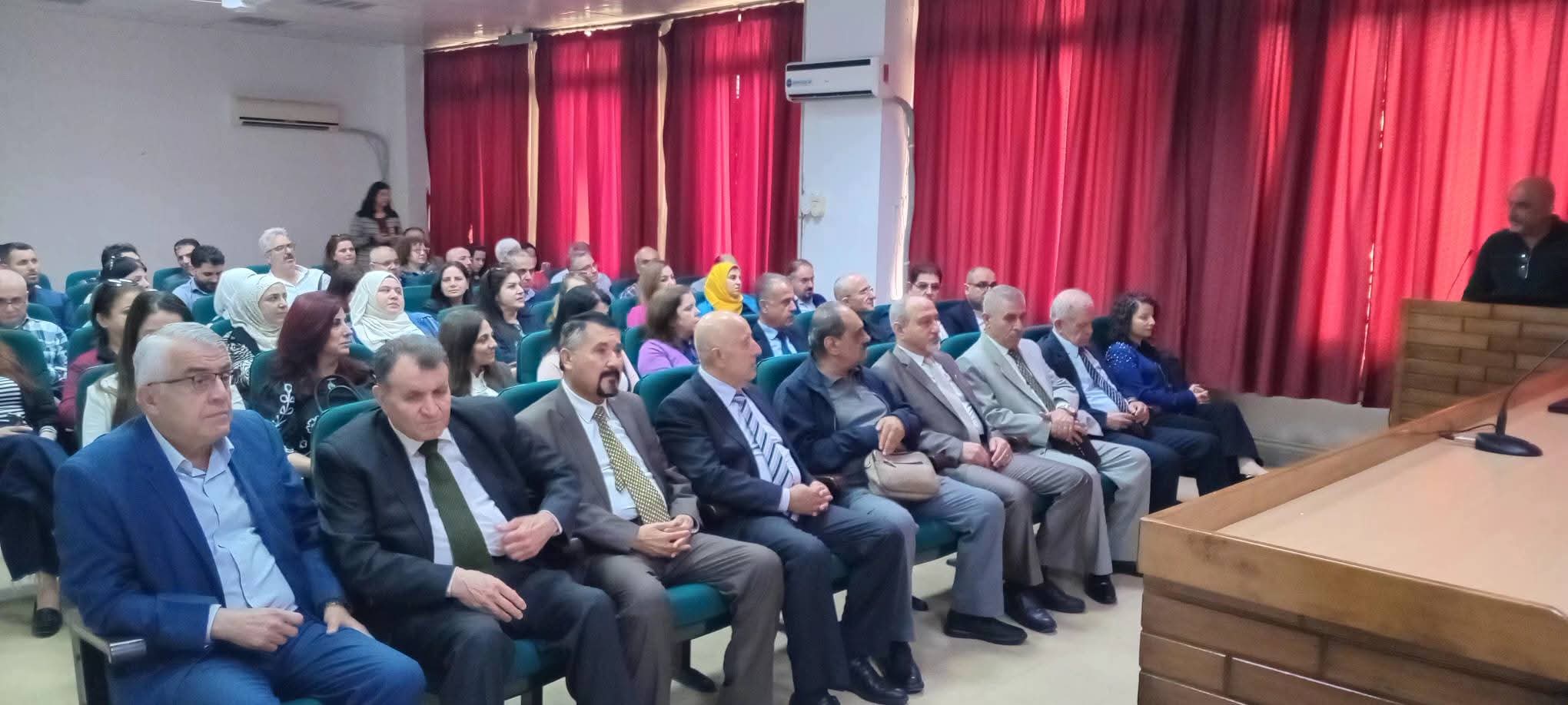 ورشة عمل بعنوان(( طريقة اعداد وصياغة الأسئلة المواد المؤتمته بما يتناسب مع معايير الجودة والاعتماد الأكاديمي NARS))