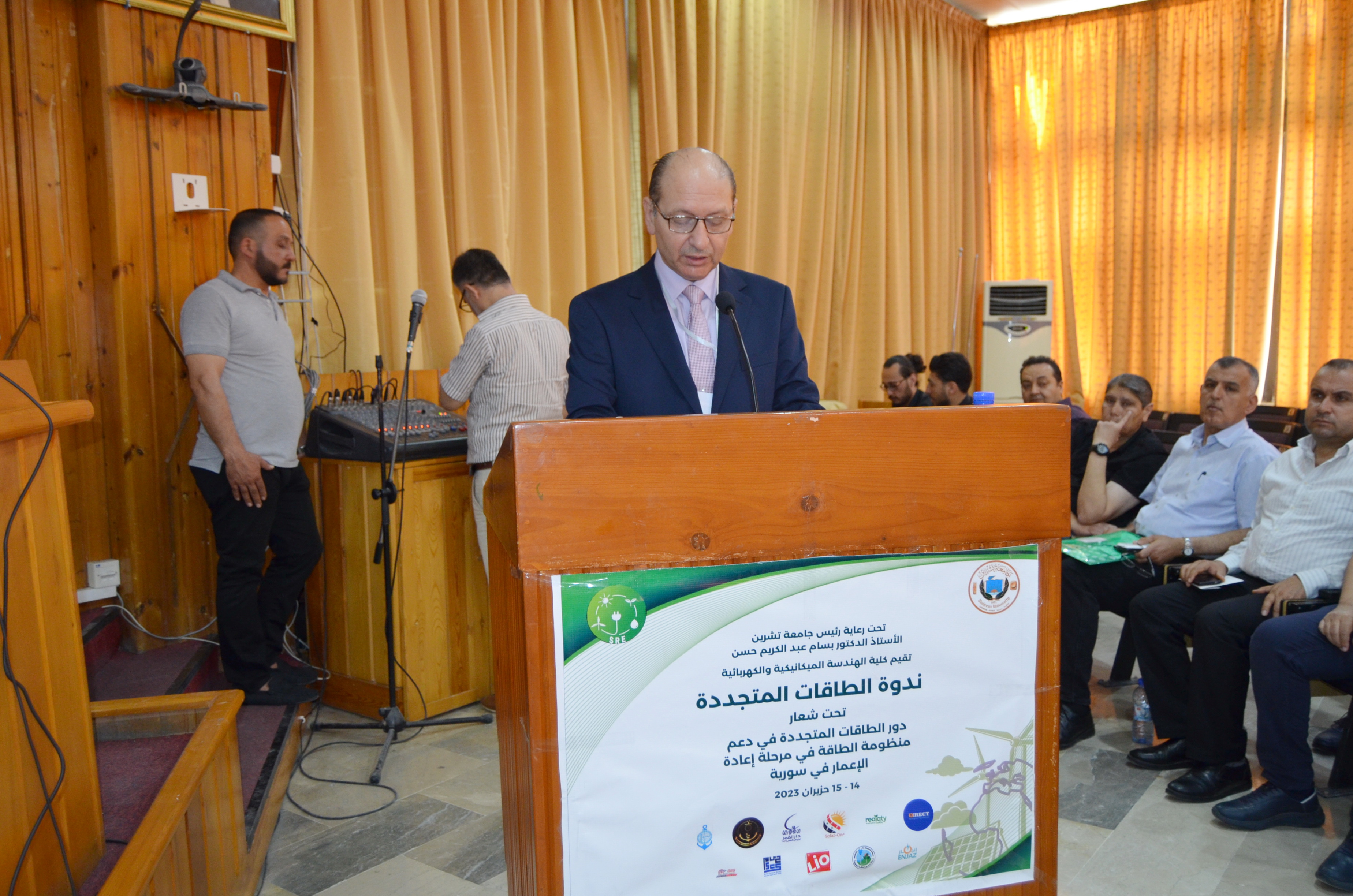 تحت رعاية رئيس الجامعة ..افتتاح فعاليات ندوة الطاقات المتجددة الأولى