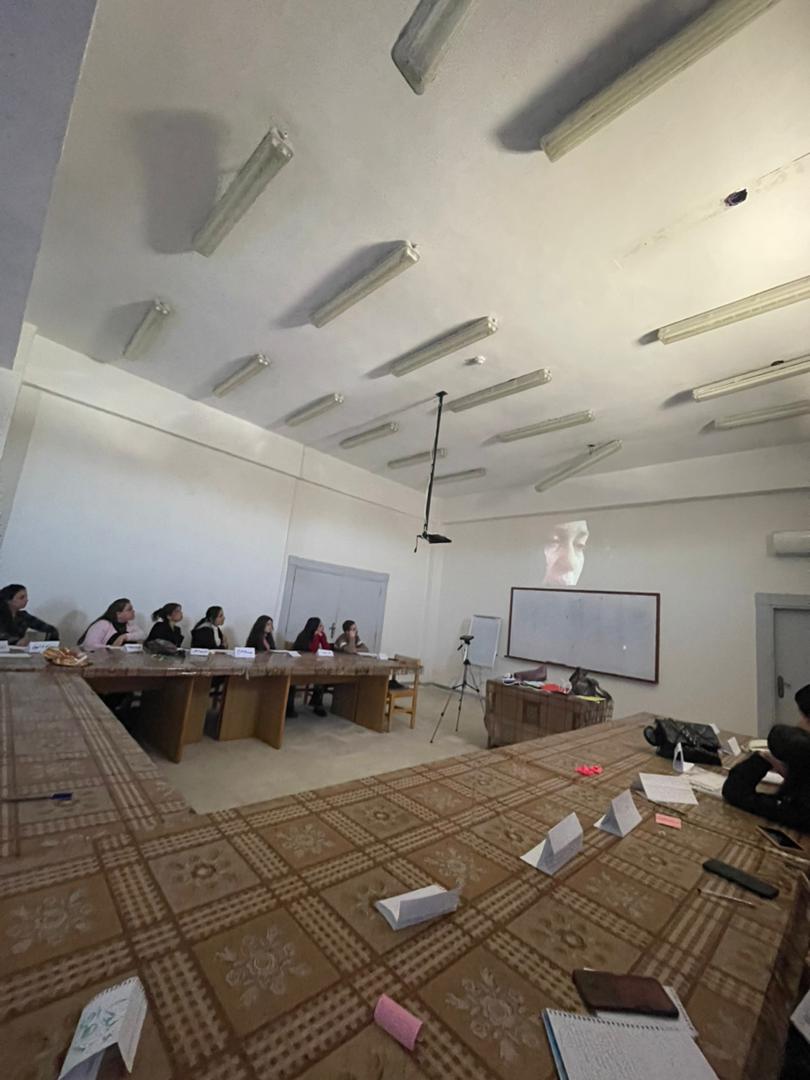 فعاليات اليوم الثاني من الدورة التدريبية (العلاج النفسي للصدمات)