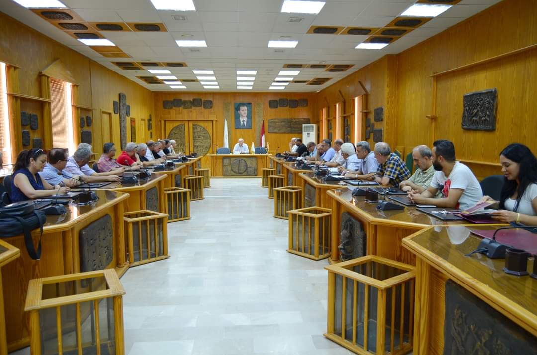  مجلس الجامعة يستعرض مراحل انجاز برنامج اتمتة شؤون العاملين