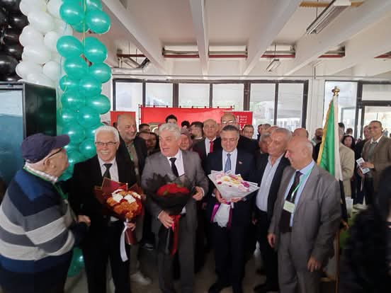 افتتاح معرض المنتجات الزراعية في بهو كلية الهندسة الزراعية