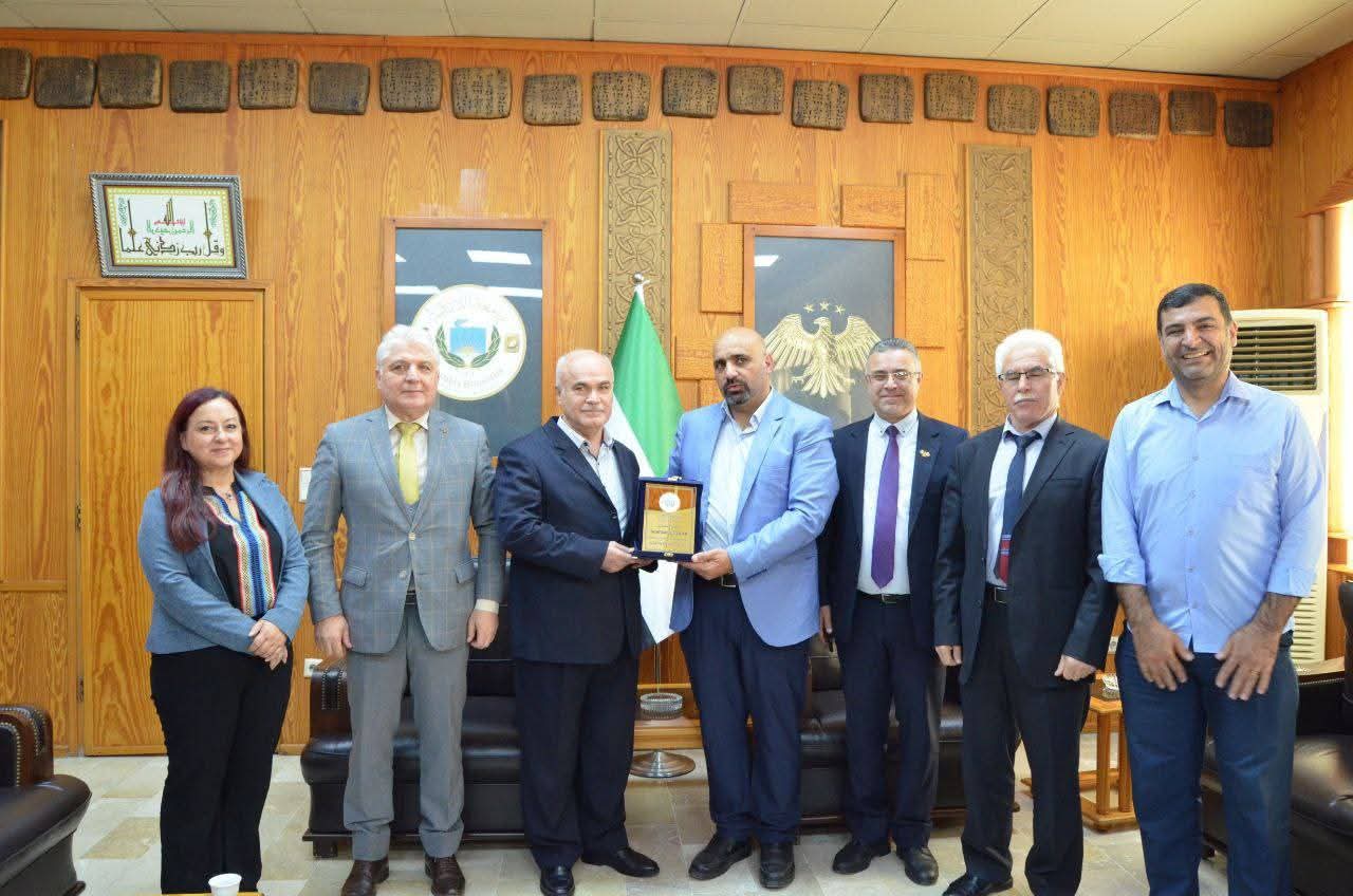 مقتطفات من البوم الثاني من ندوة متطلبات سوق العمل من المبرمجين: من مقاعد الدراسة إلى عالم الاحتراف"