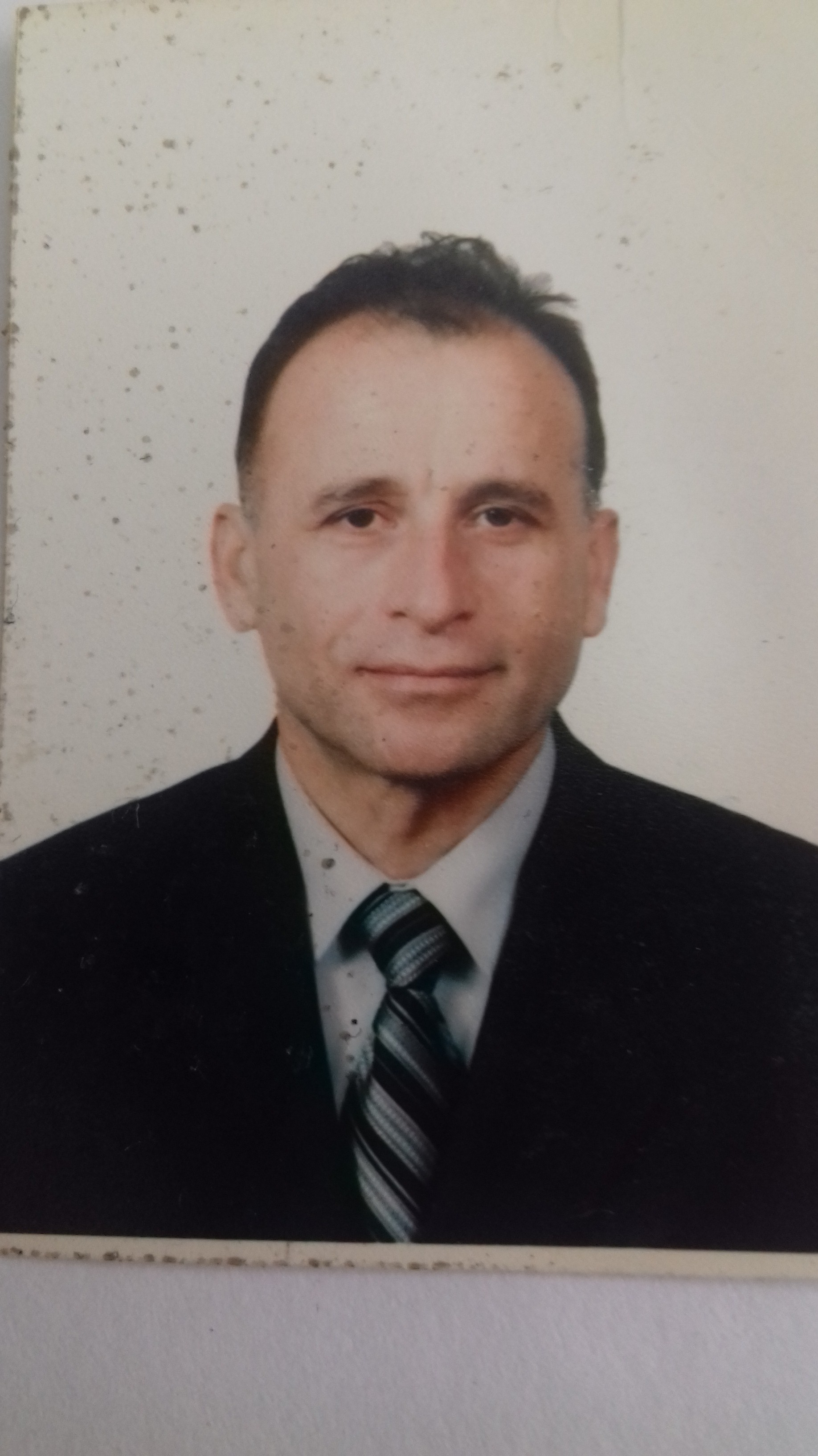 الأستاذ الدكتور يوسف علي يوسف