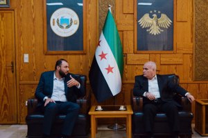 رئيس جامعة اللاذقية يبحث مع رئيس اتحاد عمال اللاذقية قضايا العمال المهنية والمعيشية ة ع 