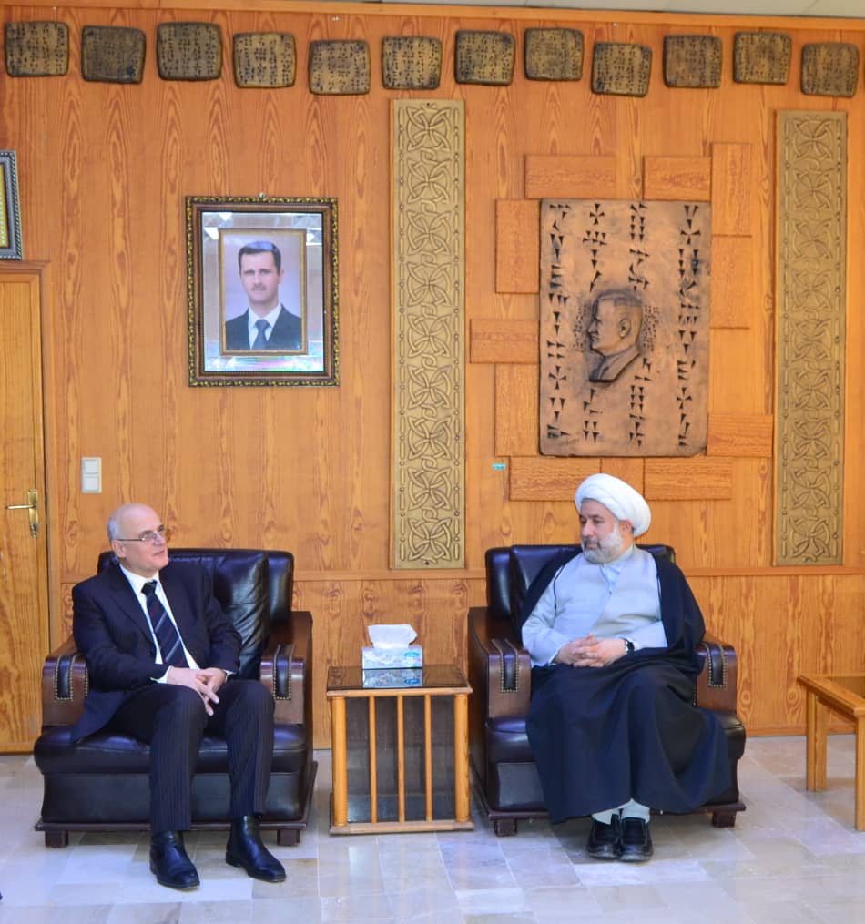 رئيس جامعة تشرين يستقبل رئيس جامعة المصطفى الايرانية