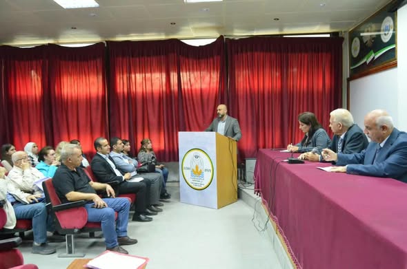 ورشة عمل تناقش تحديث المعايير الأكاديمية للبرامج الدراسية في كلية الهندسة الزراعية بالتعاون مع مركز ضمان الجودة والاعتمادية