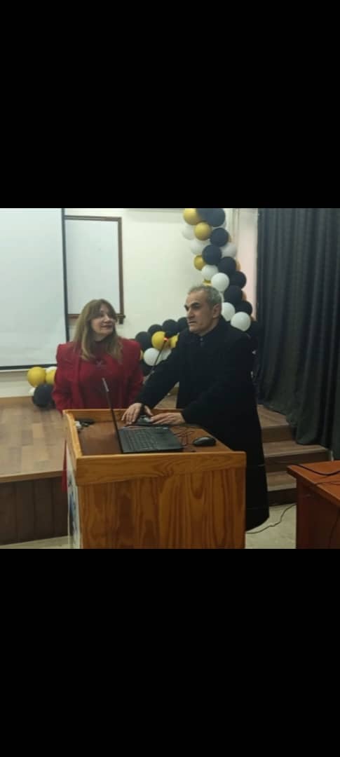  جانب من عروض الوظائف العملية للفصل الدراسي الاول في كلية التربية