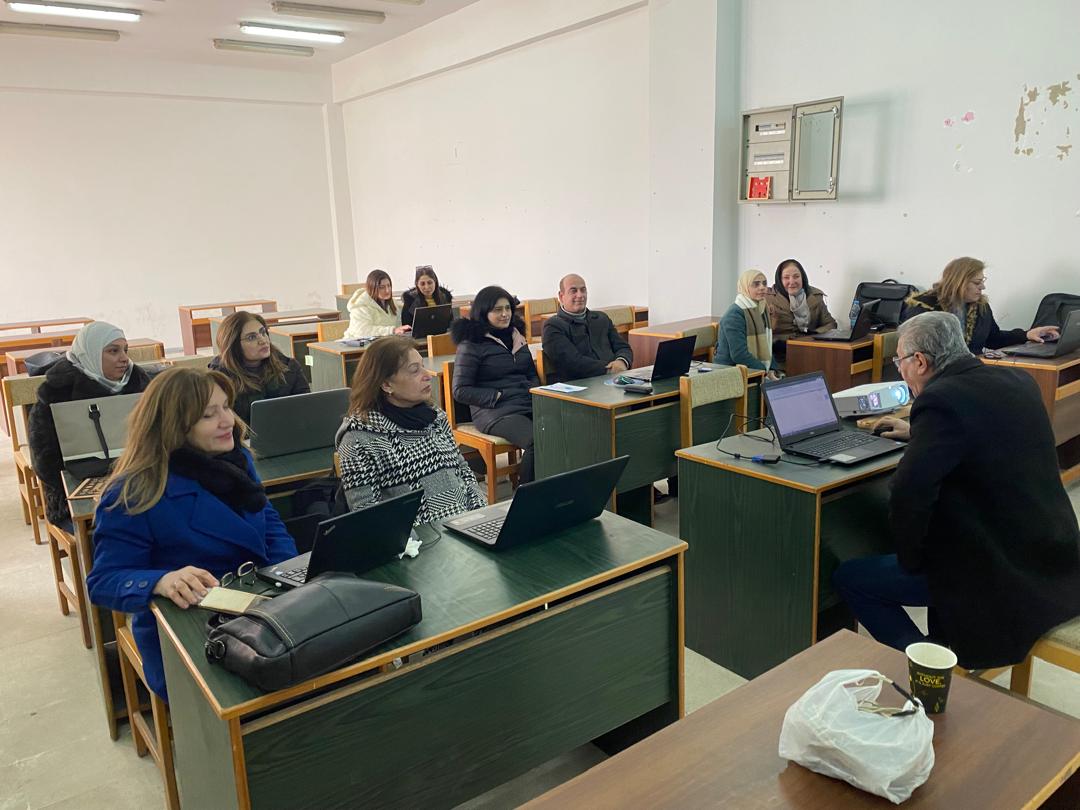 دورة تدريبية في كلية التربية جامعة اللاذقية لأعضاء الهيئة التعليمية