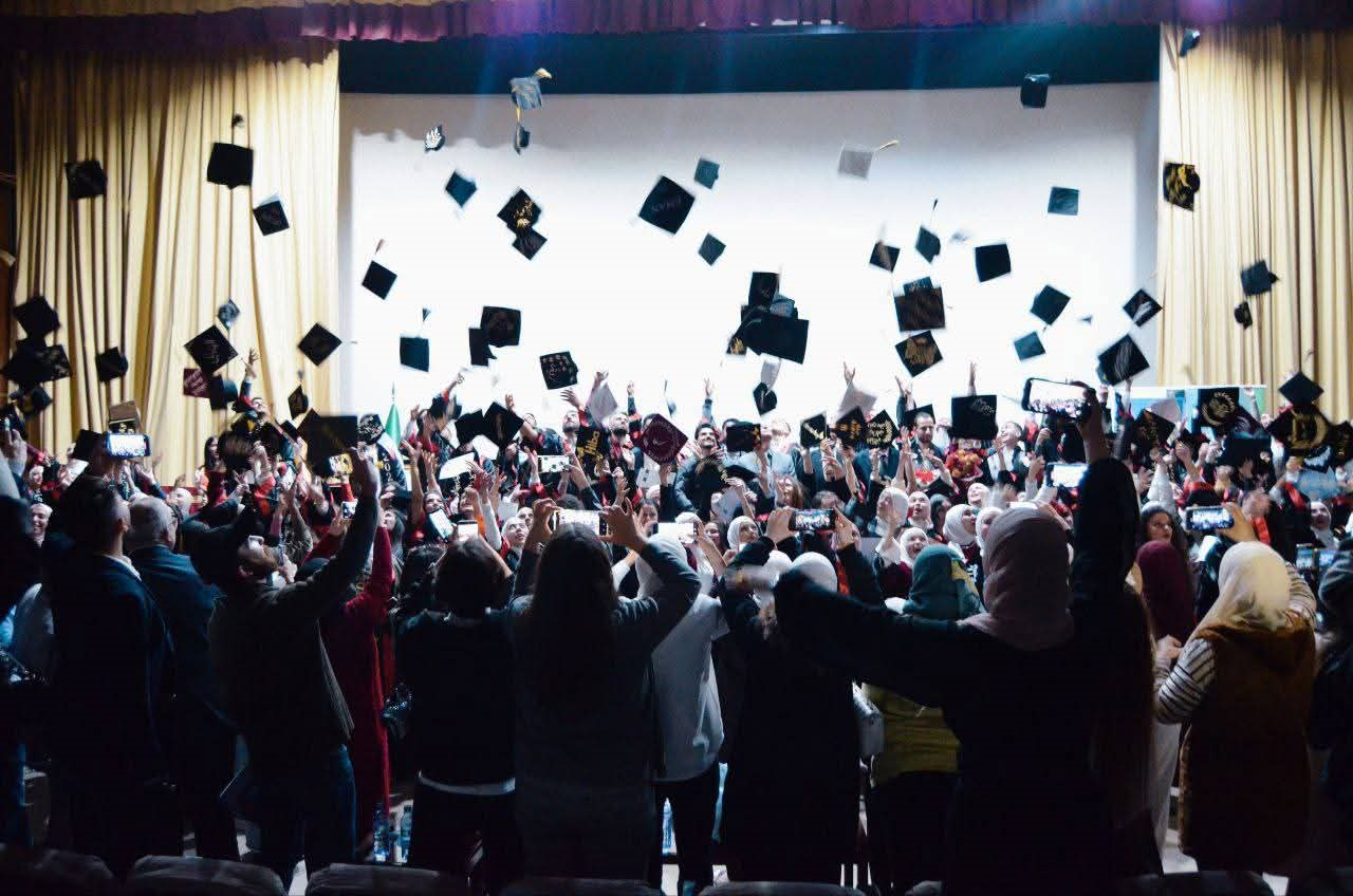 حفل تخرج طلاب كلية الاقتصاد دفعة 2024-2025