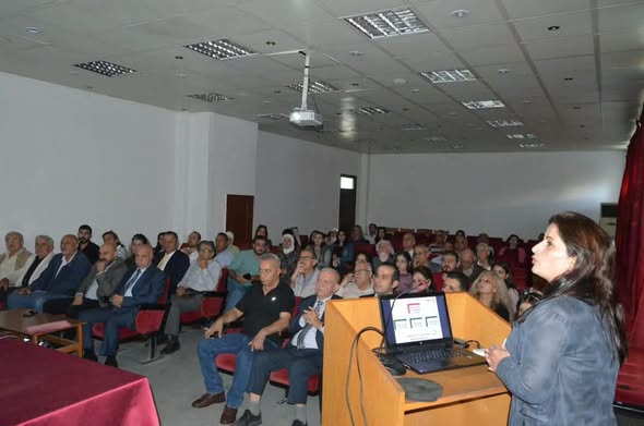 ورشة عمل تناقش تحديث المعايير الأكاديمية للبرامج الدراسية في كلية الهندسة الزراعية بالتعاون مع مركز ضمان الجودة والاعتمادية