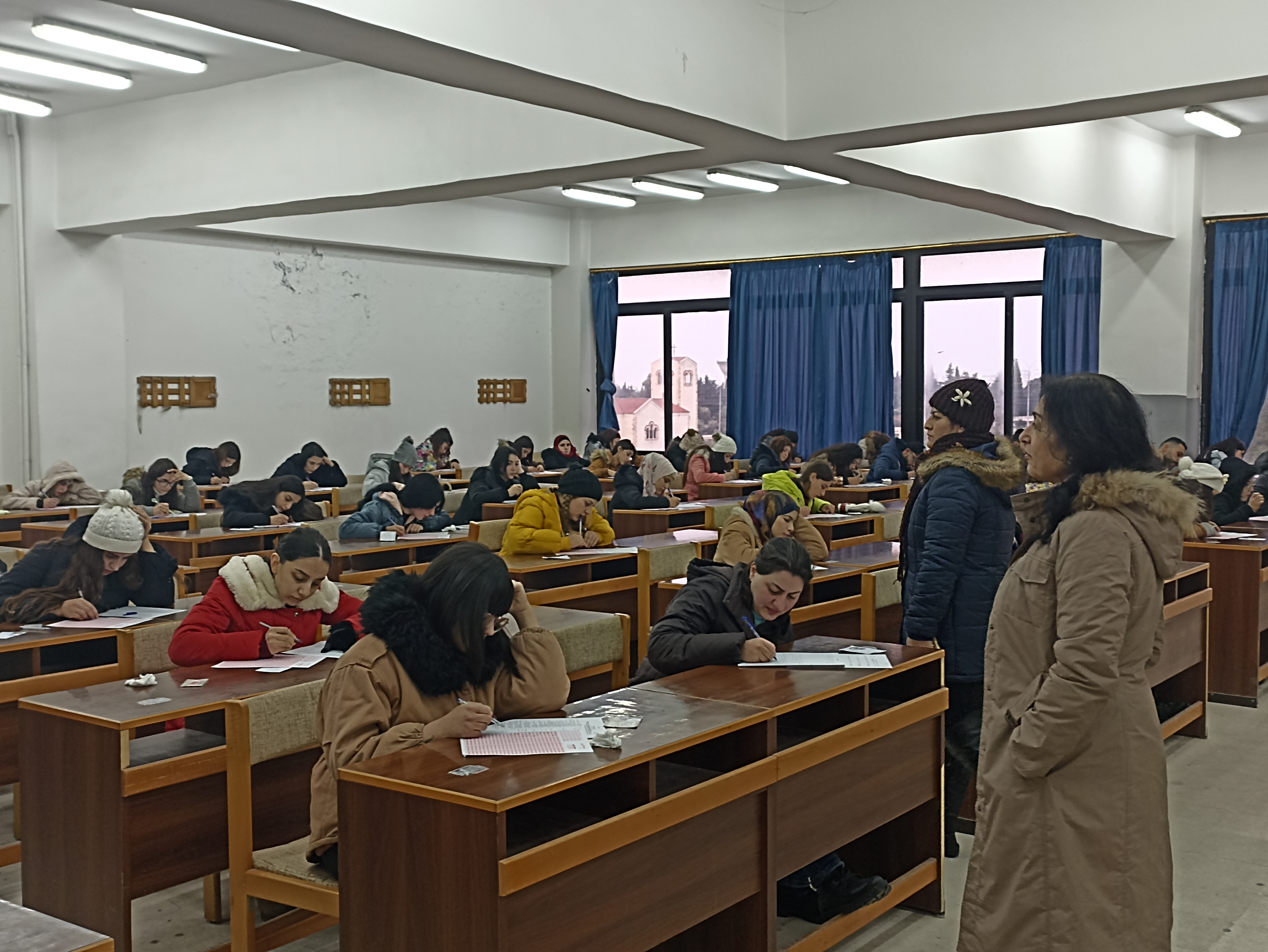 أجواء امتحان الدورة الفصلية الأولى  -كلية التربية - جامعة تشرين