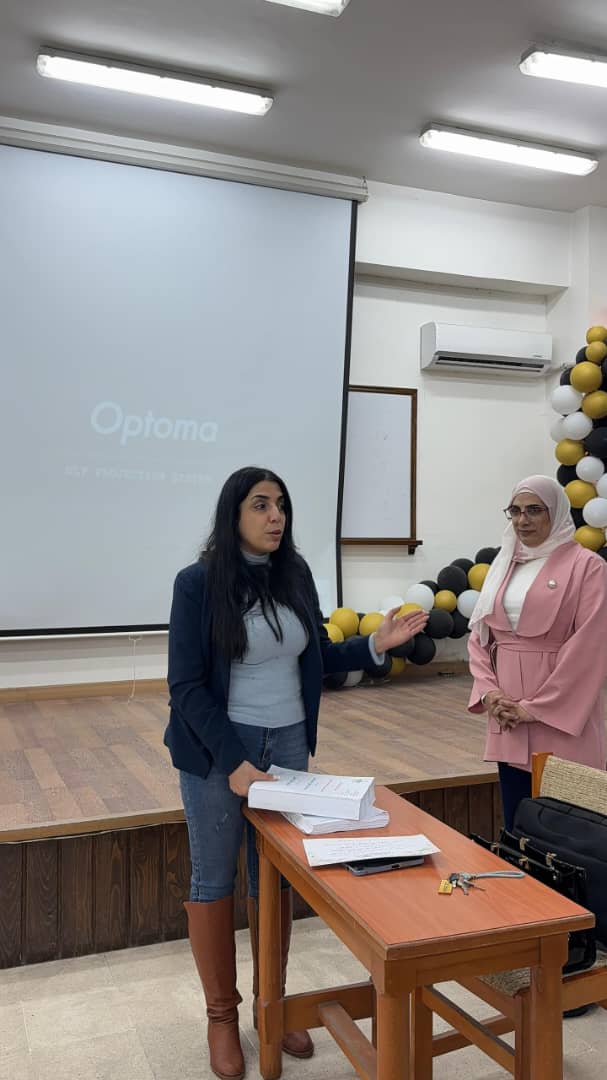  جانب من عروض الوظائف العملية للفصل الدراسي الاول في كلية التربية